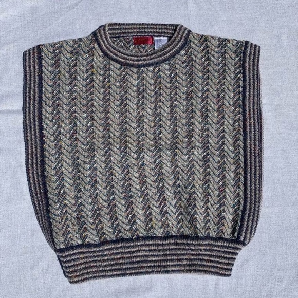 SOLD Vintage Sweater Vest - Picture 1 of 4